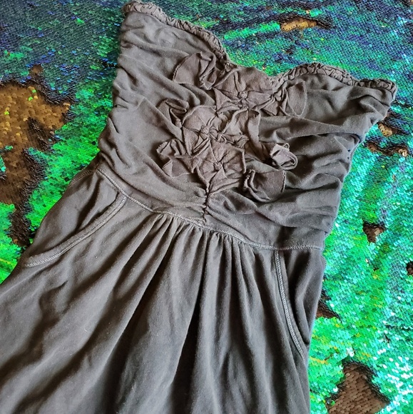 Strapless mini dress - Picture 2 of 4